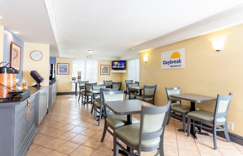 Days Inn By Wyndham Jacksonville Baymeadows Eksteriør billede