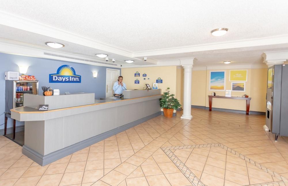 Days Inn By Wyndham Jacksonville Baymeadows Eksteriør billede
