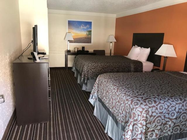 Days Inn By Wyndham Jacksonville Baymeadows Eksteriør billede